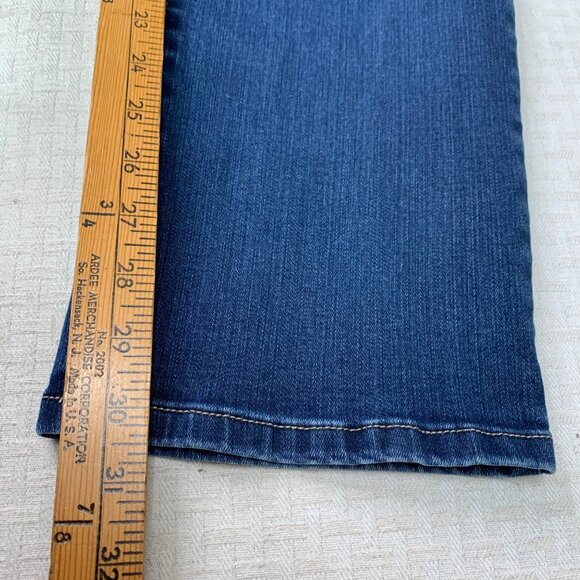Chicos So Slimming Jeans Womens Size 2 Medium Wash Straight Leg Stretch Denim - Picture 7 of 11